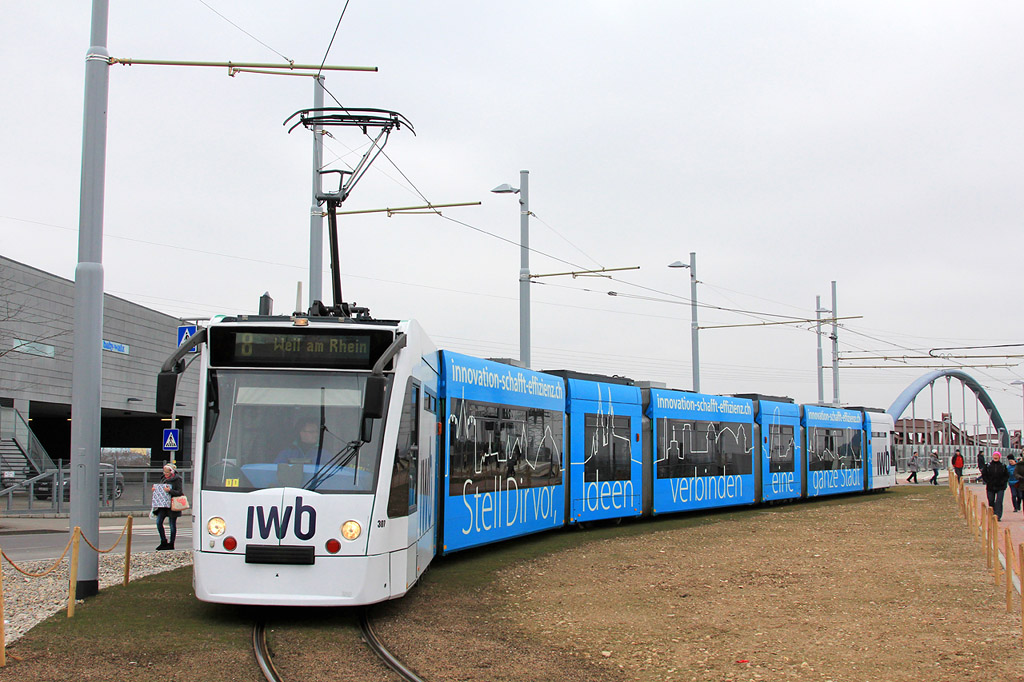 Базель, Siemens Combino № 307