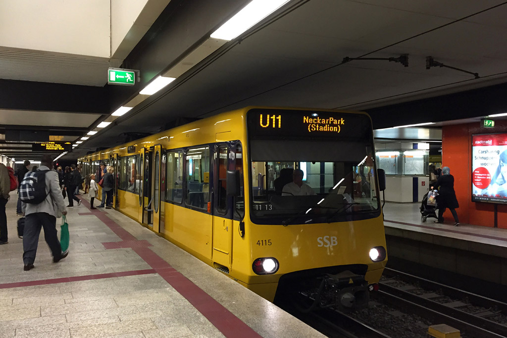 Штутгарт, Duewag DT8.S № 4115