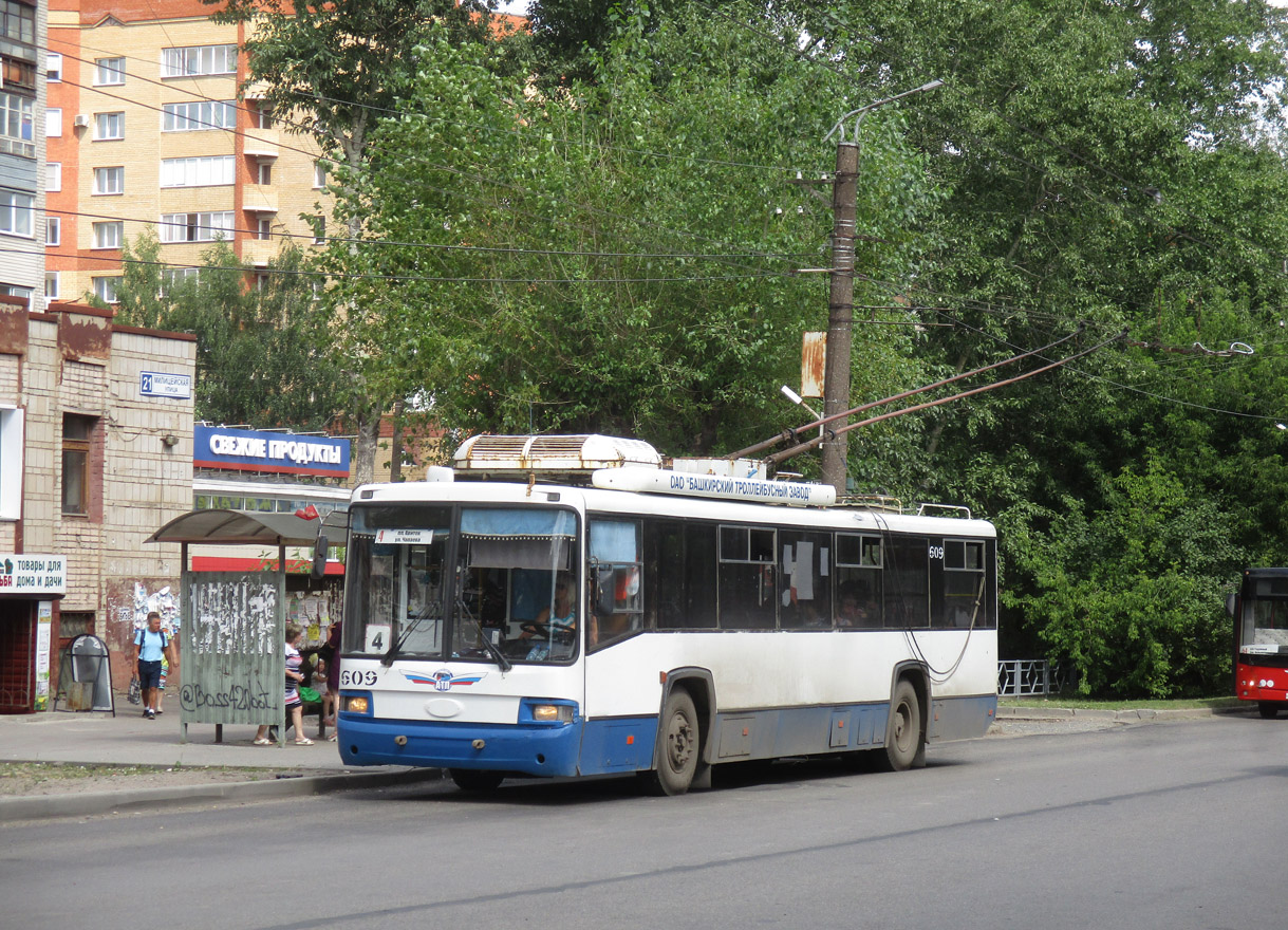 Киров, БТЗ-52768А № 609