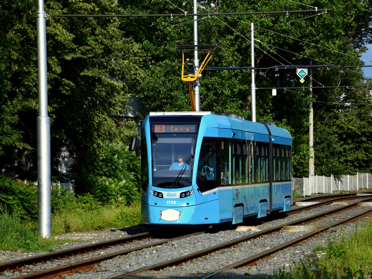 Острава, Stadler Tango NF2 № 1725