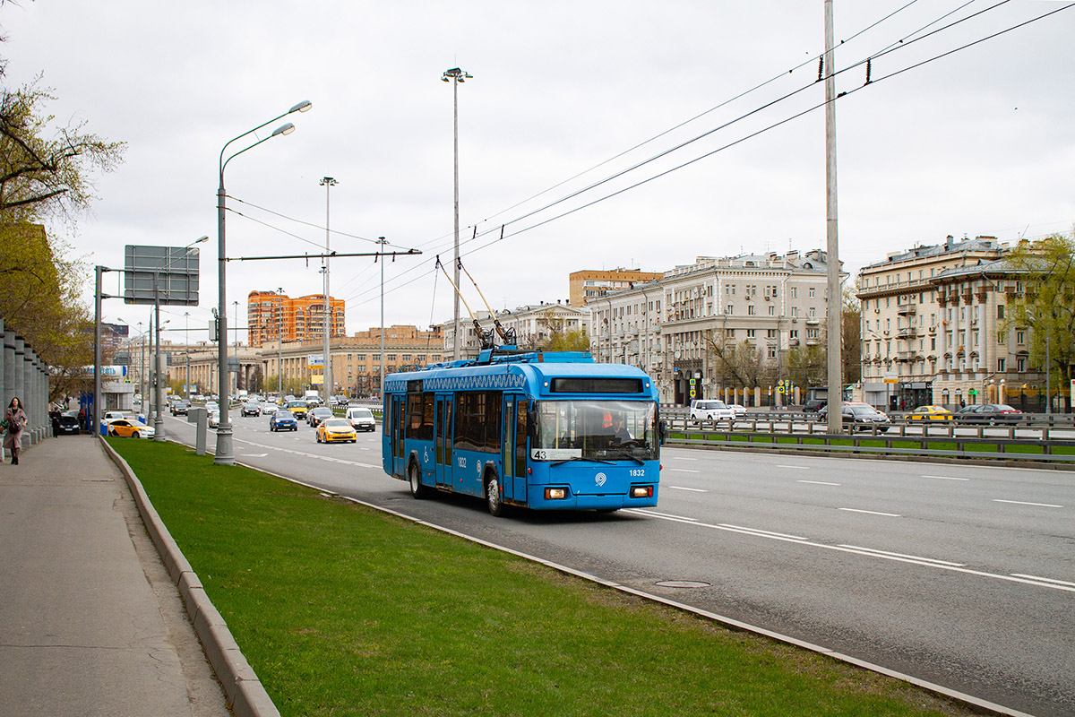 Москва, БКМ 321 № 1832