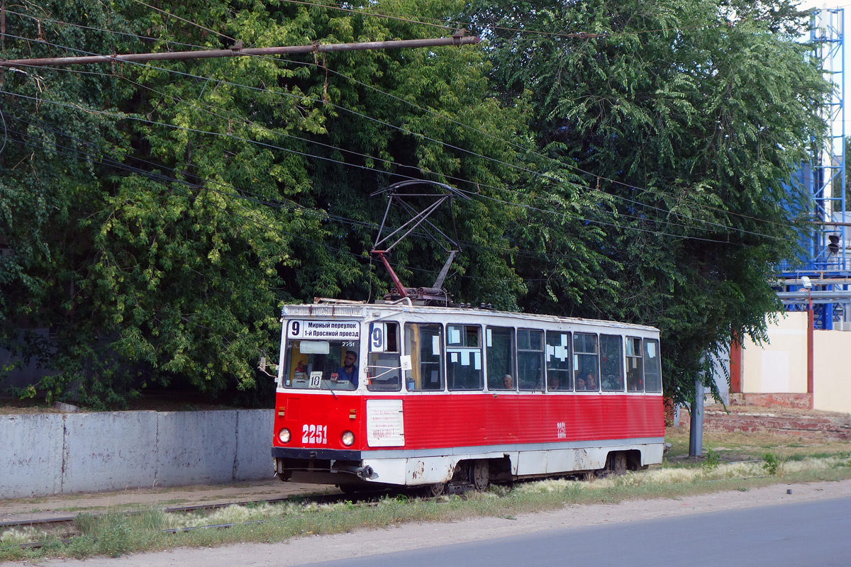 Саратов, 71-605 (КТМ-5М3) № 2251
