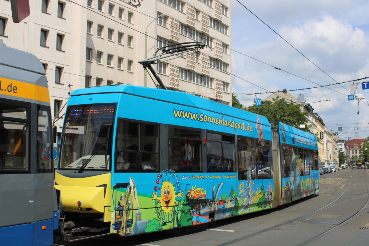 Лейпциг, Leoliner Fahrzeug-Bau Leipzig NGTW6L № 1305