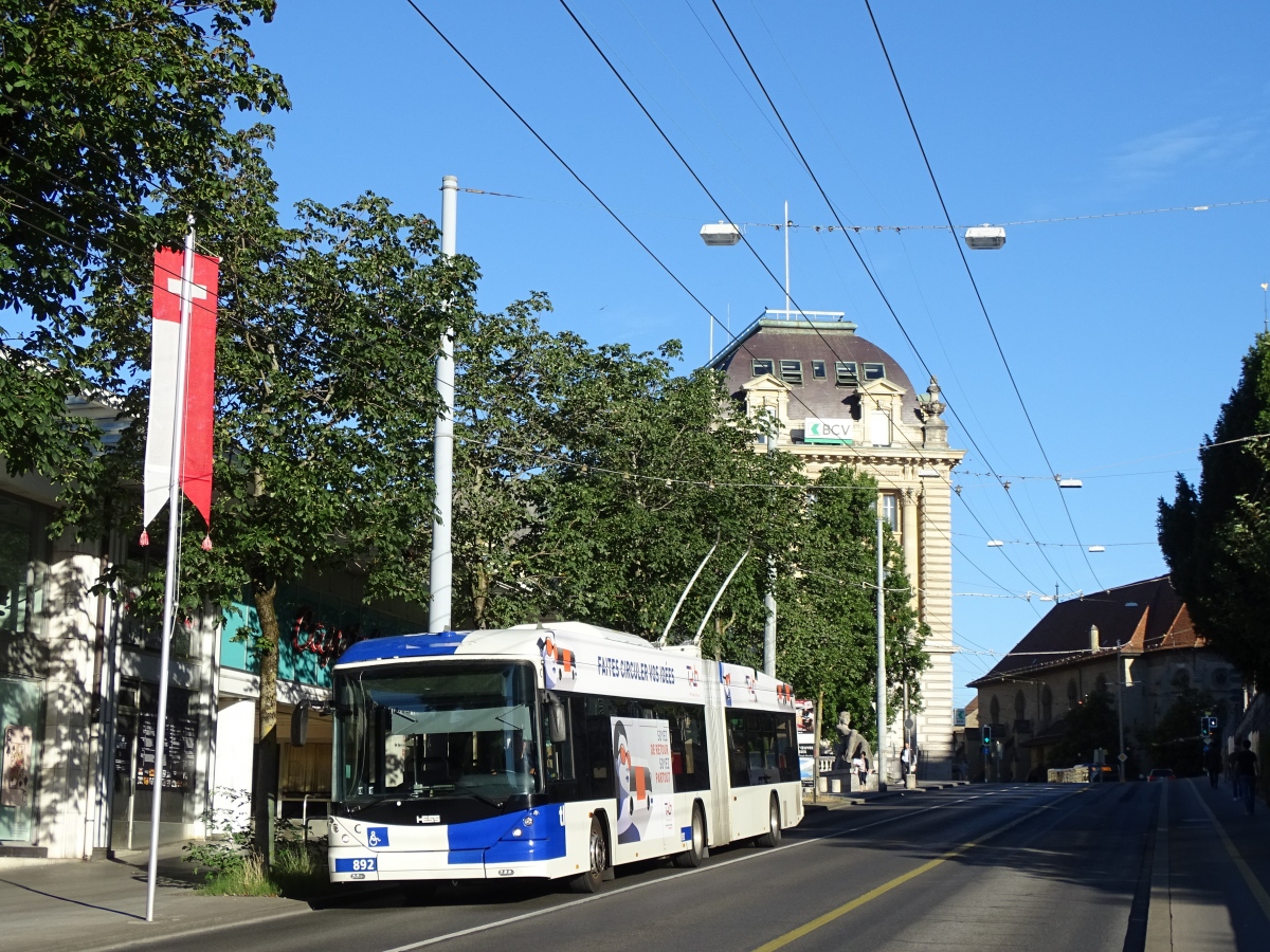Лозанна, Hess SwissTrolley 4 (BGT-N2D) № 892