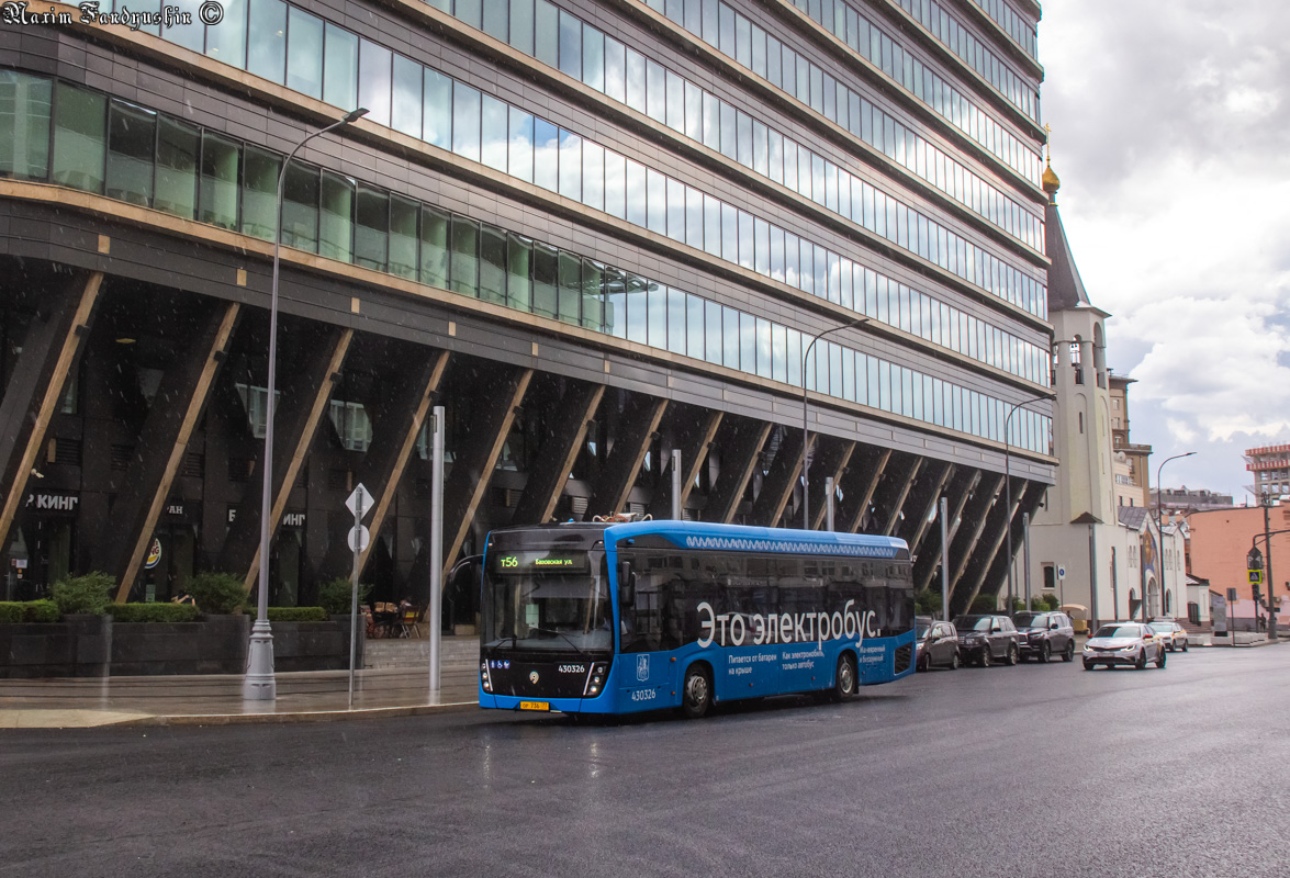 Москва, КАМАЗ-6282 № 430326
