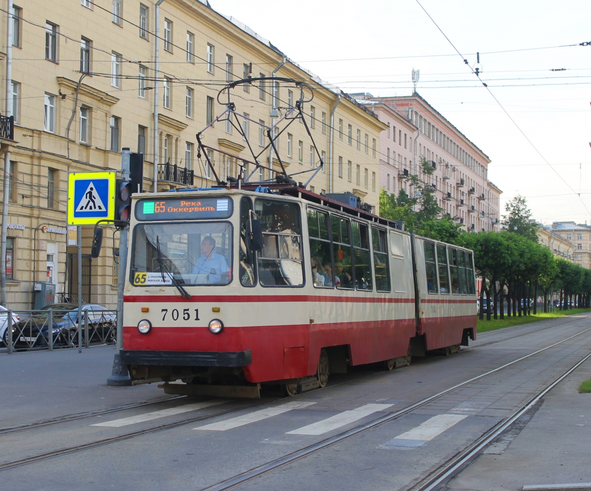 სანქტ-პეტერბურგი, LVS-86K № 7051