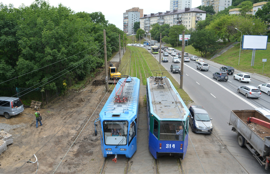 Владивосток, 71-619К № 330; Владивосток, 71-608К № 314