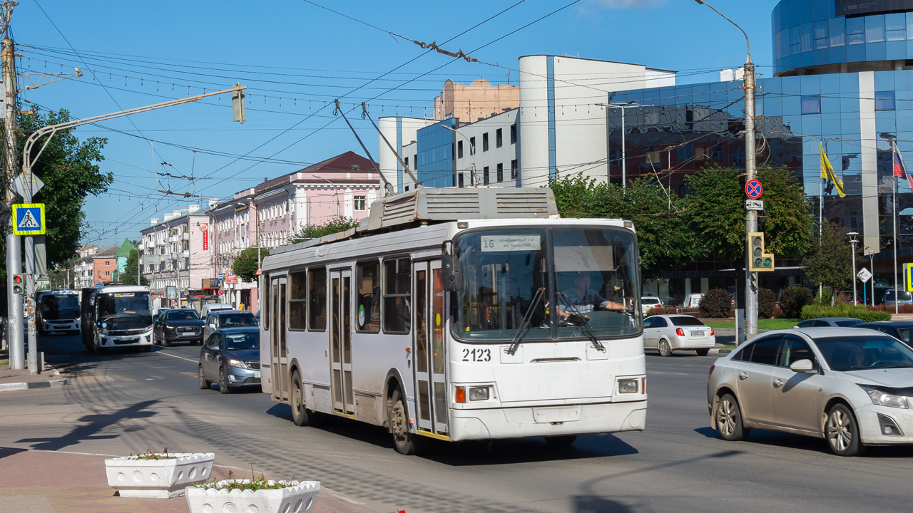 Рязань, ЛиАЗ-5280 № 2123