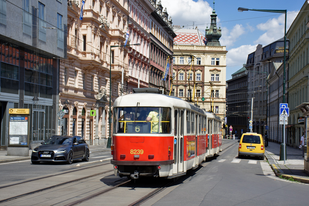 Прага, Tatra T3R.P № 8239