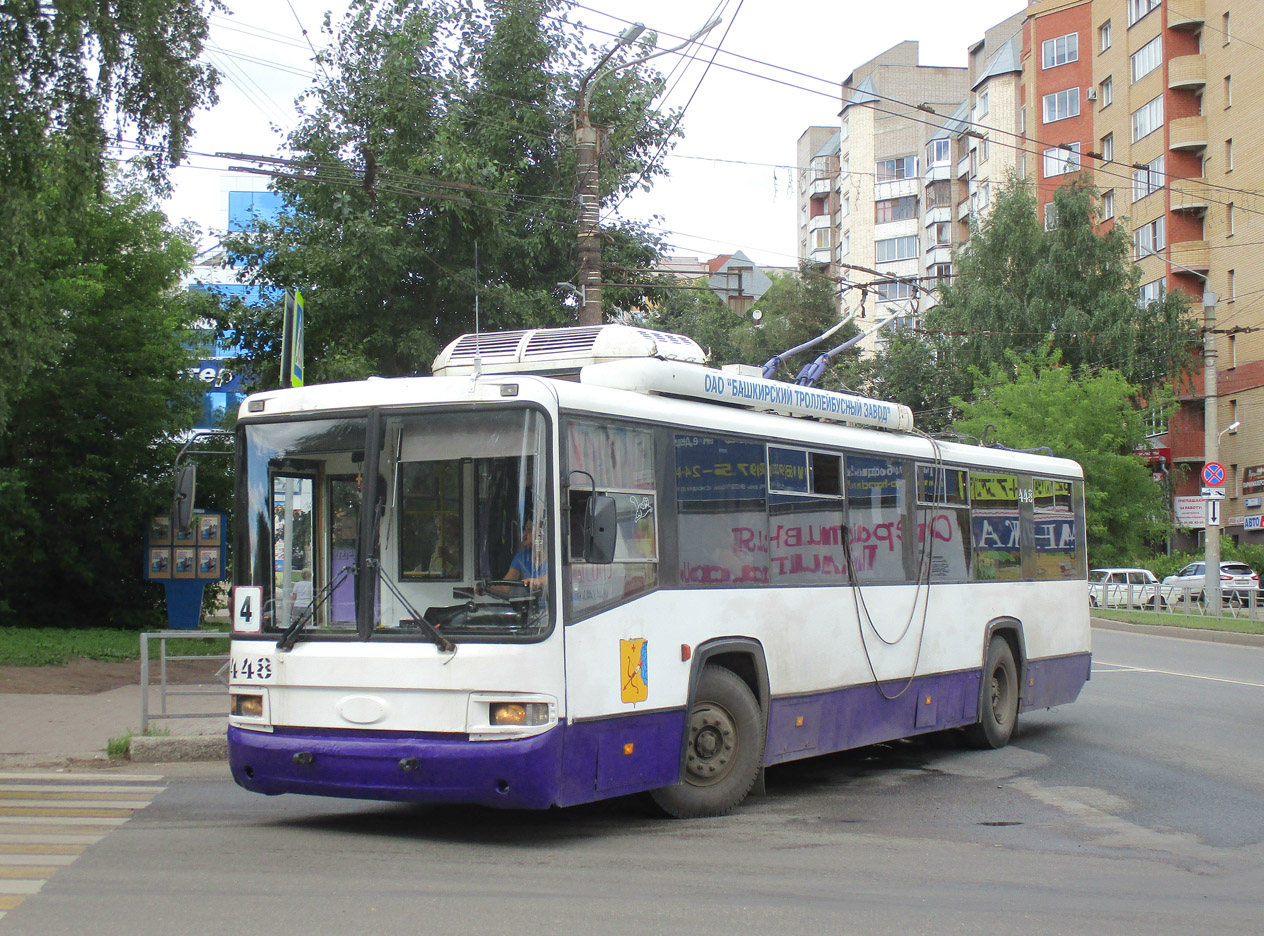 Киров, БТЗ-52767Р № 448