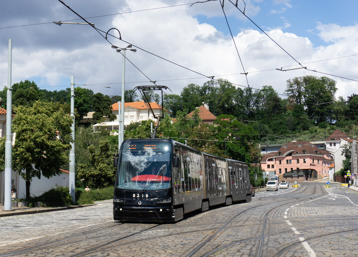 Прага, Škoda 15T2 ForCity Alfa Praha № 9219