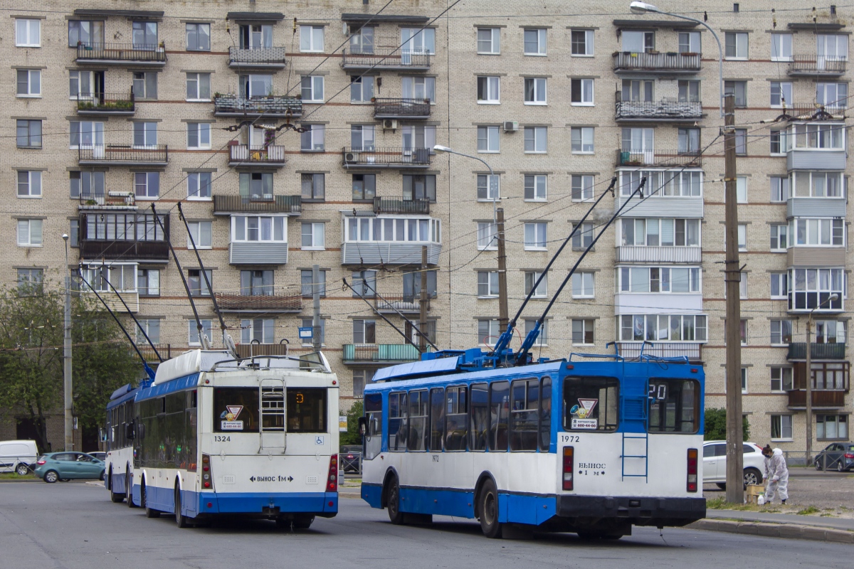 Санкт-Петербург, Тролза-5265.00 «Мегаполис» № 1324; Санкт-Петербург, ПТЗ-5283 № 1972