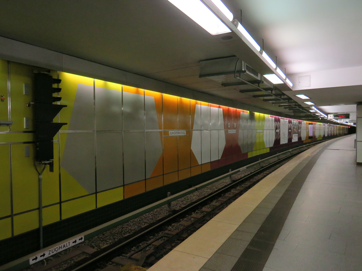 Hamburg — U-Bahn — Linie U2/U4