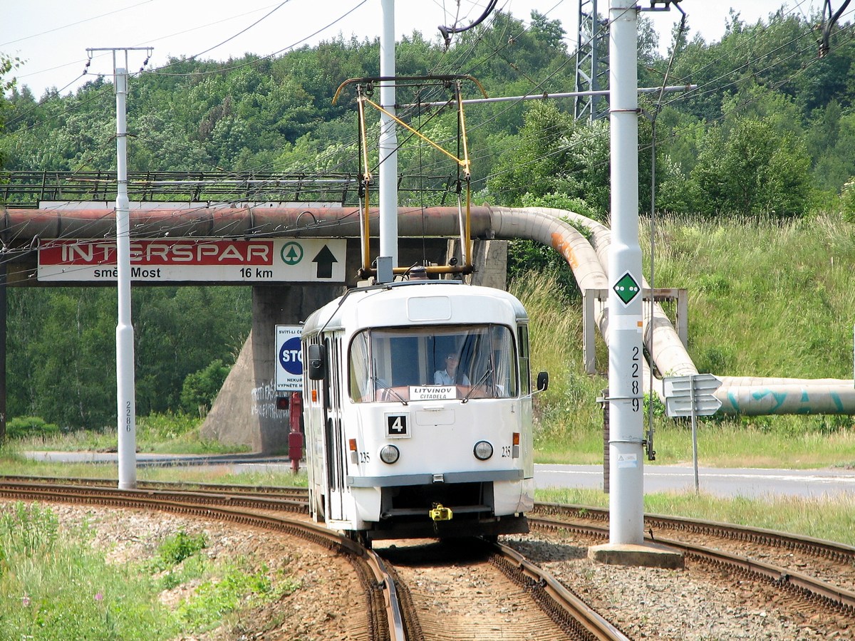 Мост ― Литвинов, Tatra T3SUCS № 235