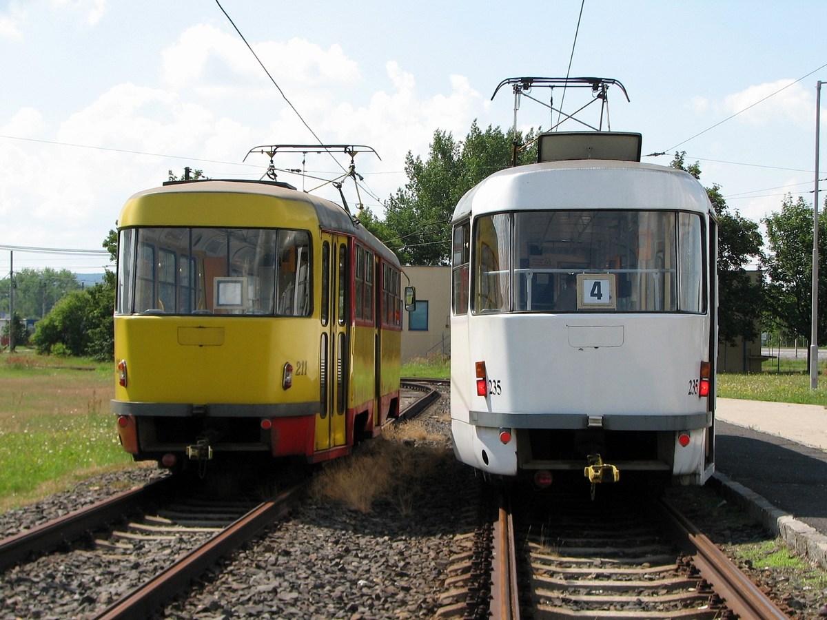 Мост ― Литвинов, Tatra T3SU № 211; Мост ― Литвинов, Tatra T3SUCS № 235