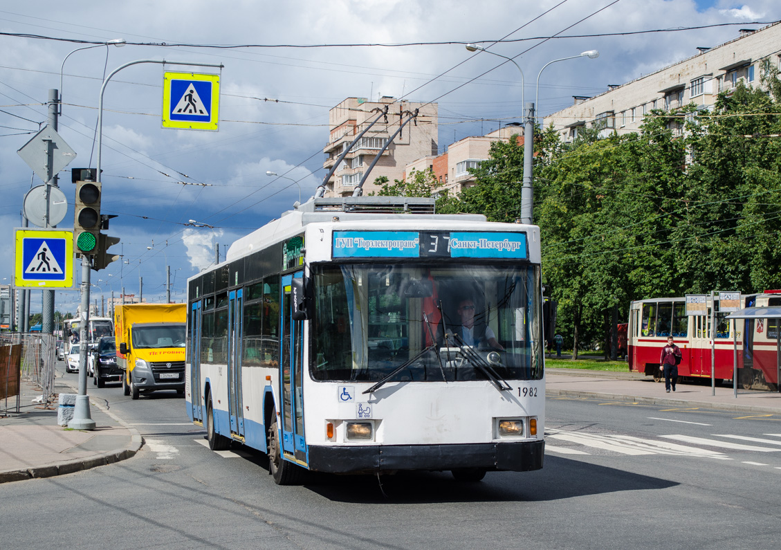 Санкт-Петербург, ВМЗ-5298.01 (ВМЗ-463) № 1982