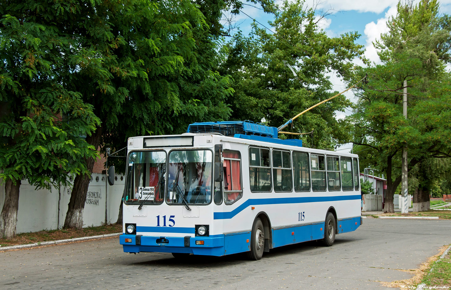 Полтава, ЮМЗ Т2 № 115
