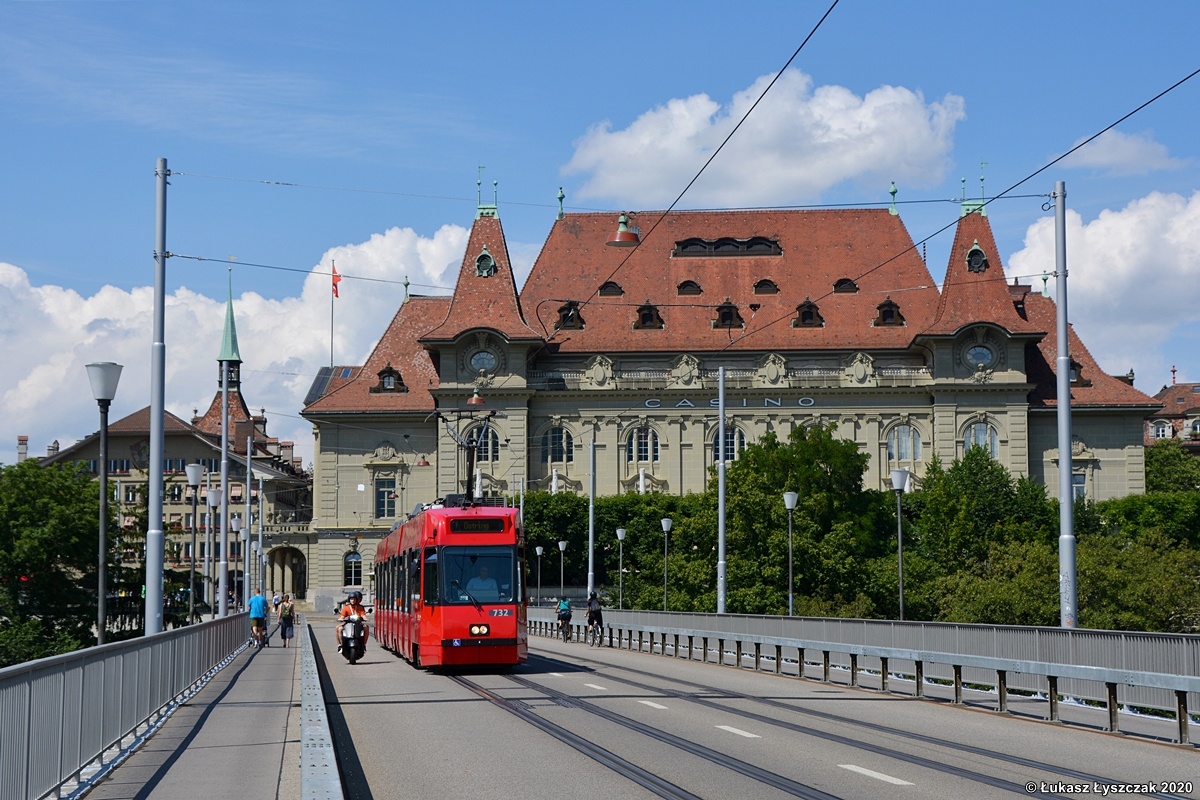 Берн, ACMV/ABB/Duewag Be 4/8 № 732