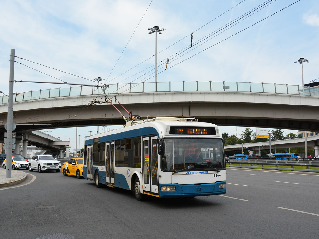Moscow, BKM 321 № 5846