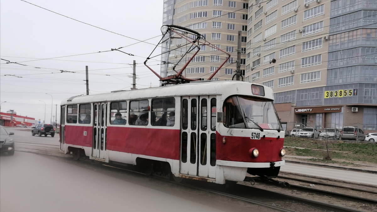 Volgograd, Tatra T3SU # 5748