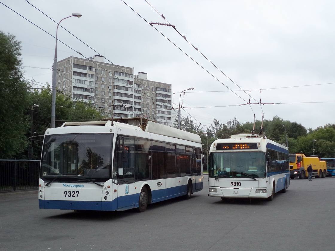 Москва, Тролза-5265.00 «Мегаполис» № 9327; Москва, БКМ 321 № 9810