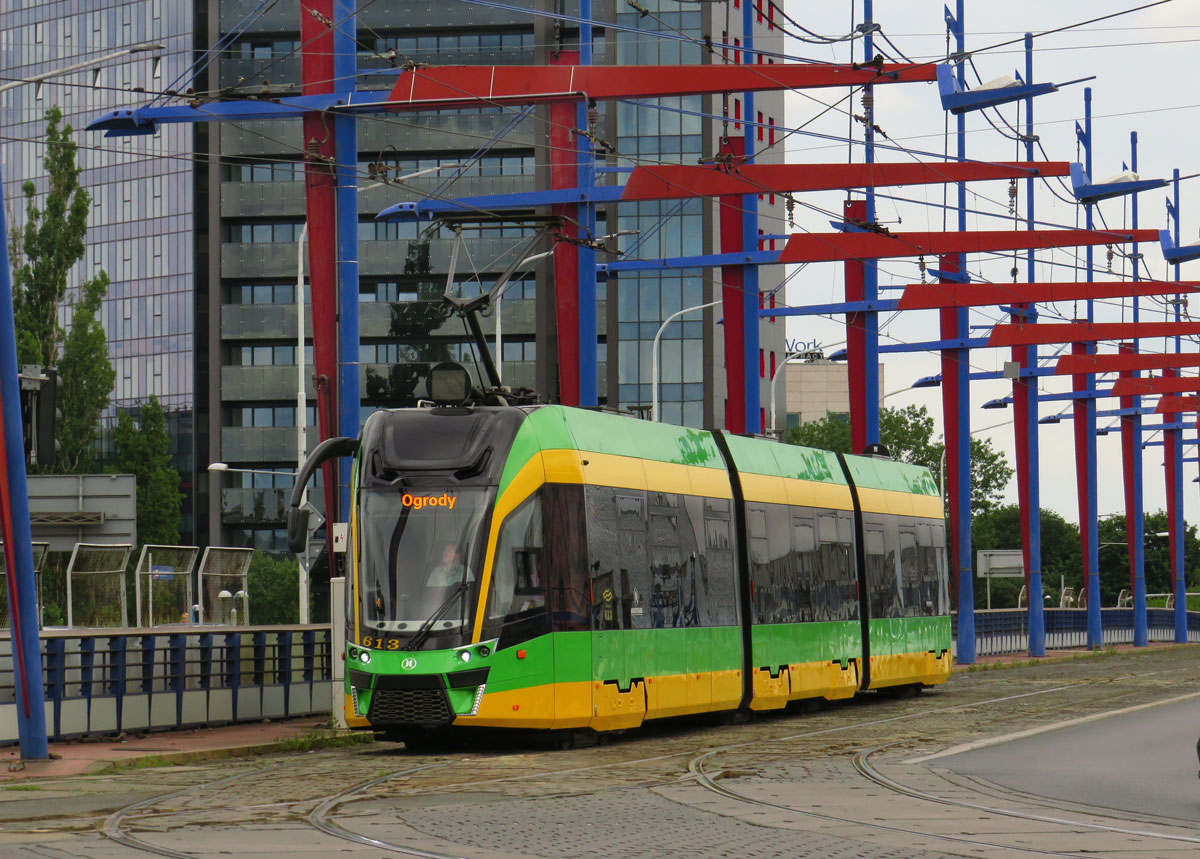Познань, Modertrans Moderus Gamma LF 02 AC № 613