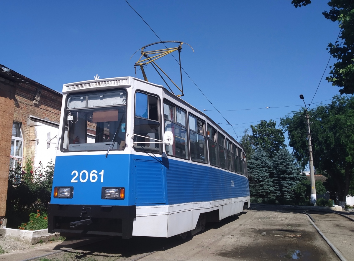Николаев, 71-605 (КТМ-5М3) № 2061