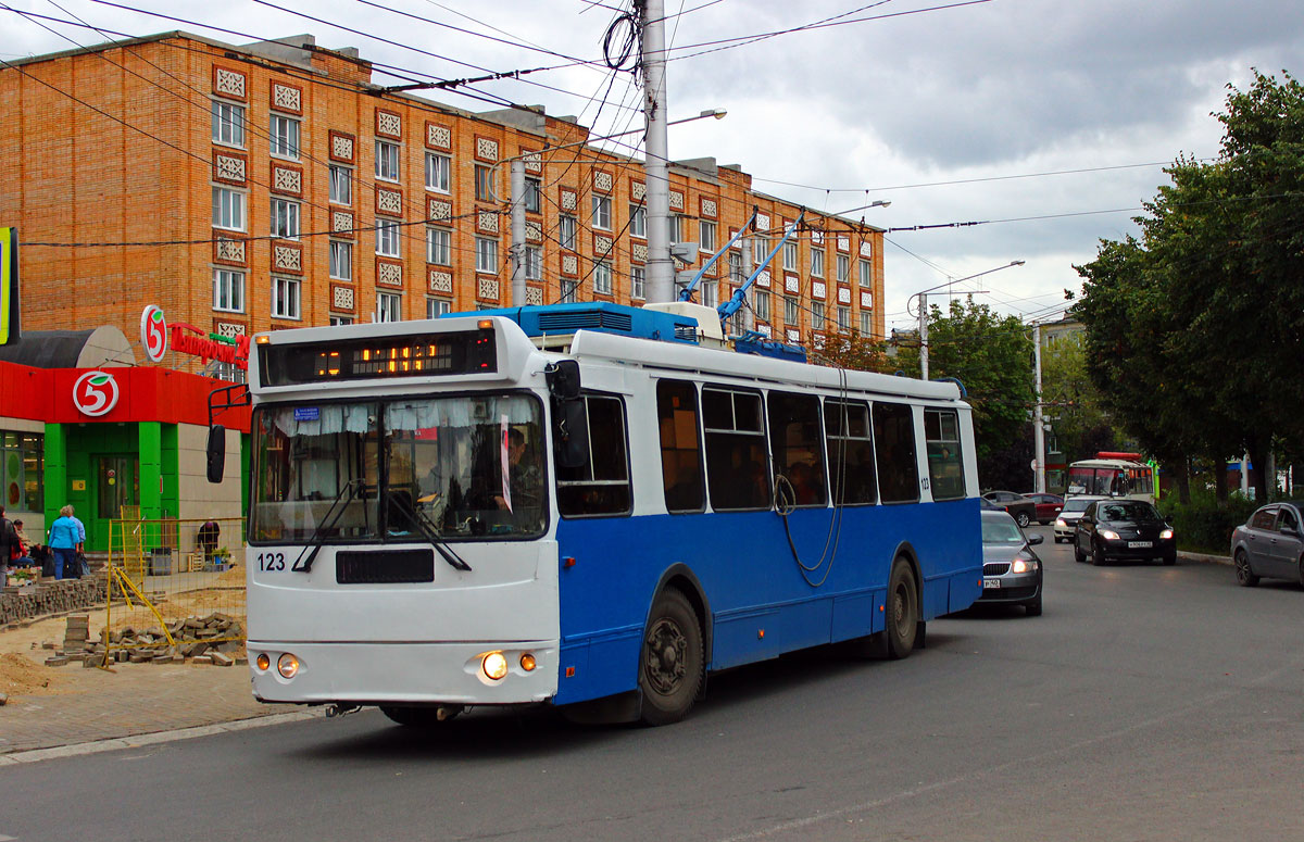 Калуга, ЗиУ-682Г-016.02 № 123