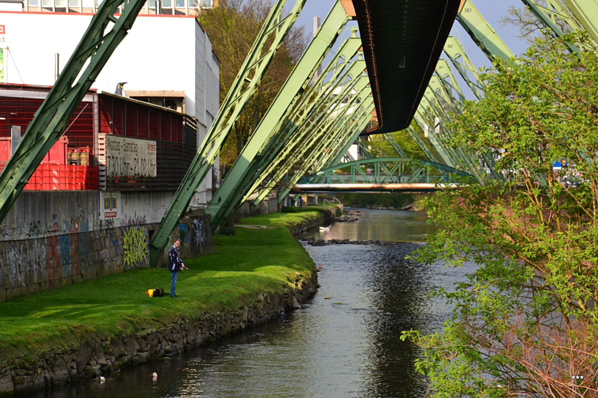 Wuppertal — Schwebebahn — Miscellaneous photos