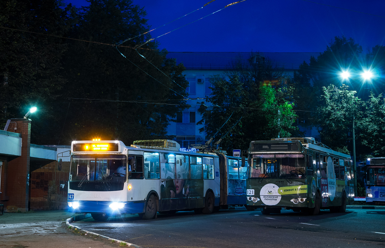 Yaroslavl, Trolza-62052.01 [62052B] № 147; Yaroslavl, ZiU-682G-016.02 № 121