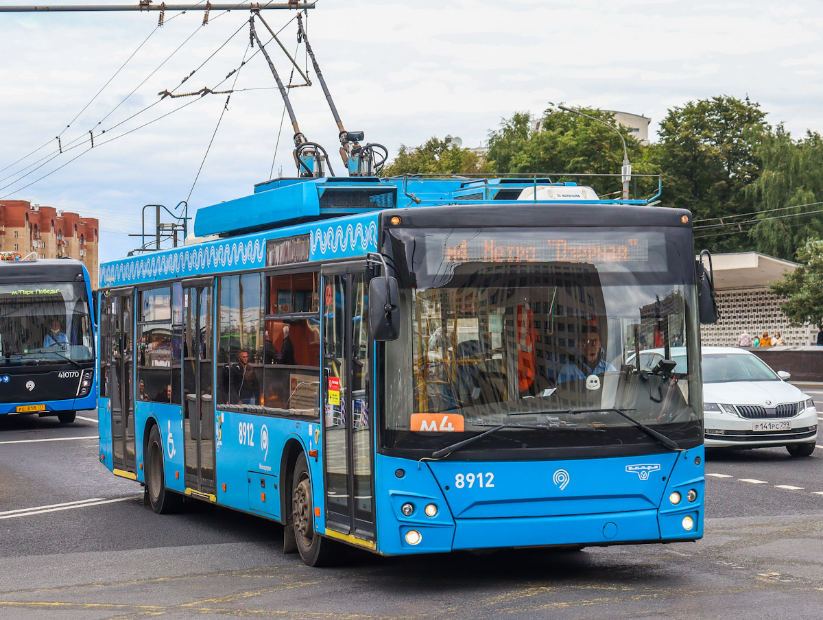 Москва, СВАРЗ-МАЗ-6275 № 8912