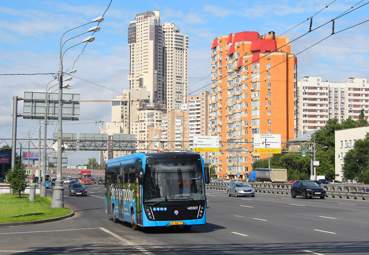 Moscow, KAMAZ-6282 № 410307