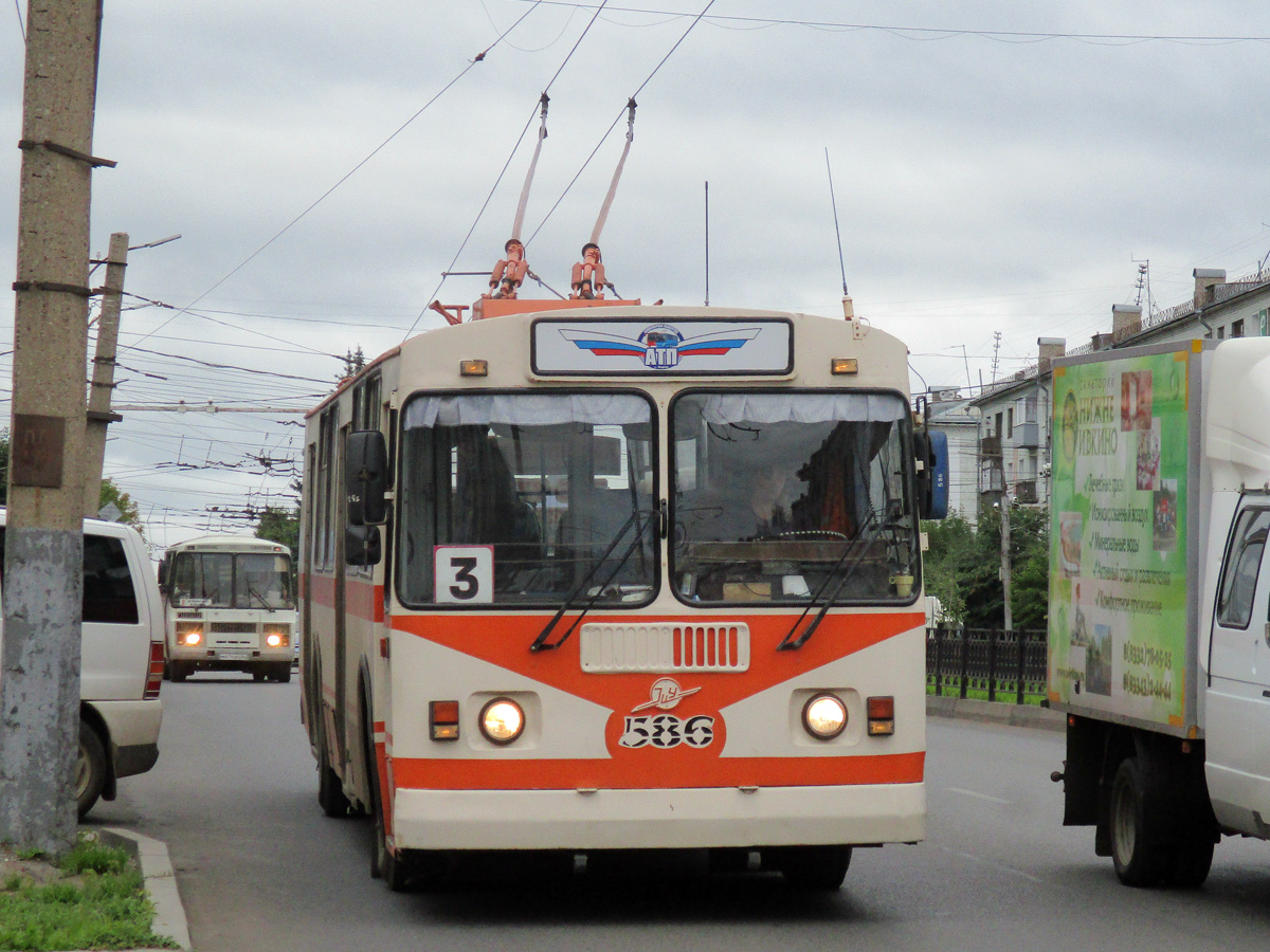 Киров, ЗиУ-682Г-012 [Г0А] № 586