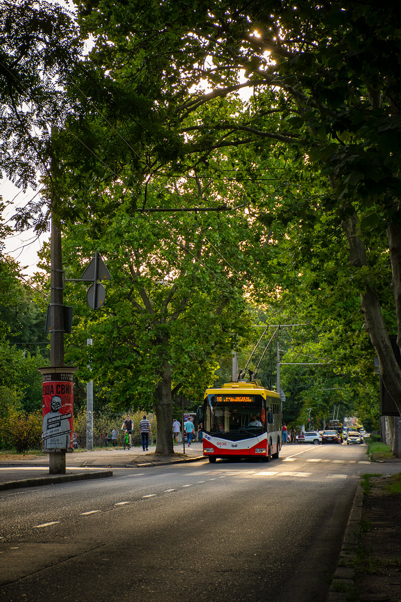 Одесса, БКМ 321 № 0030