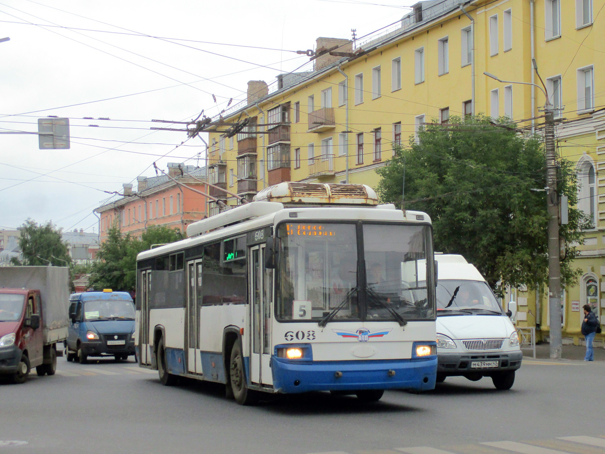 Kirov, BTZ-52768A Nr. 608