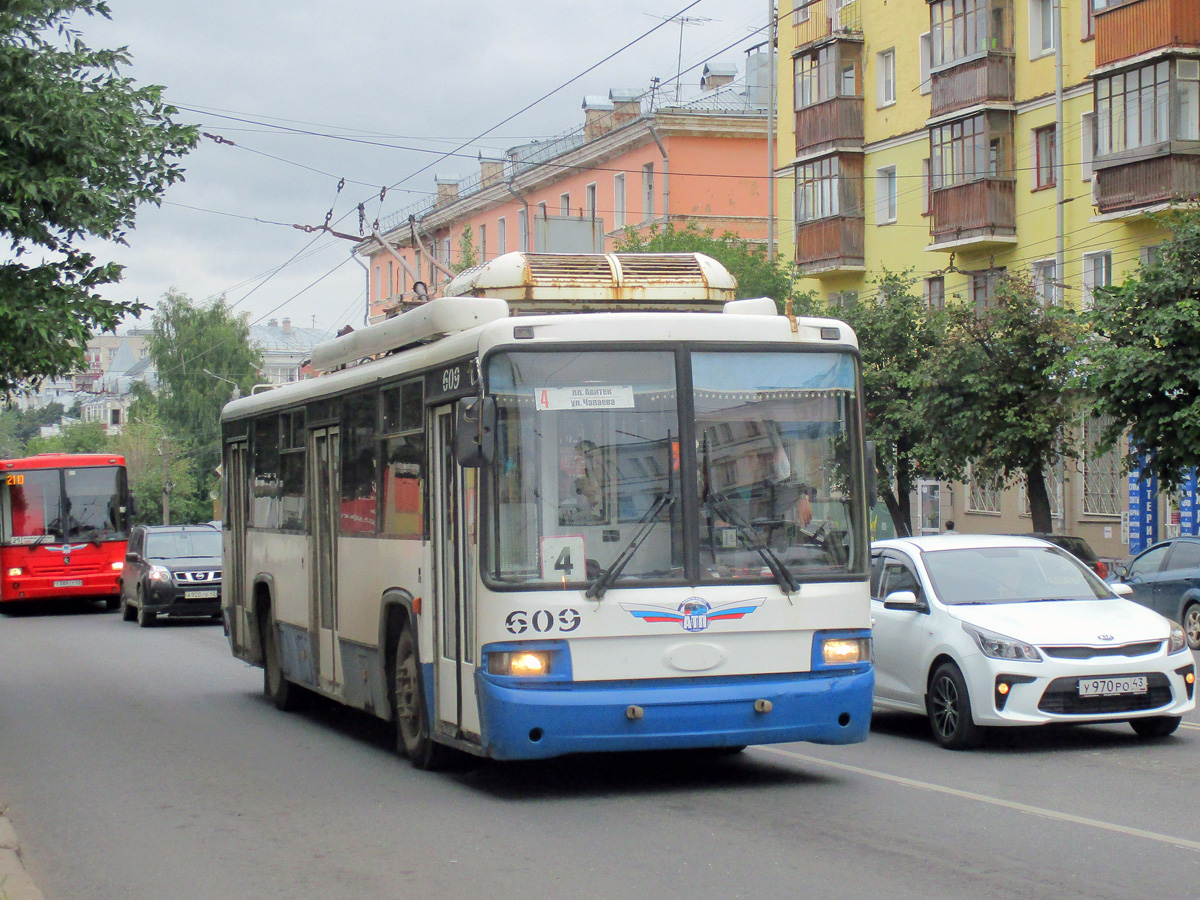 Киров, БТЗ-52768А № 609