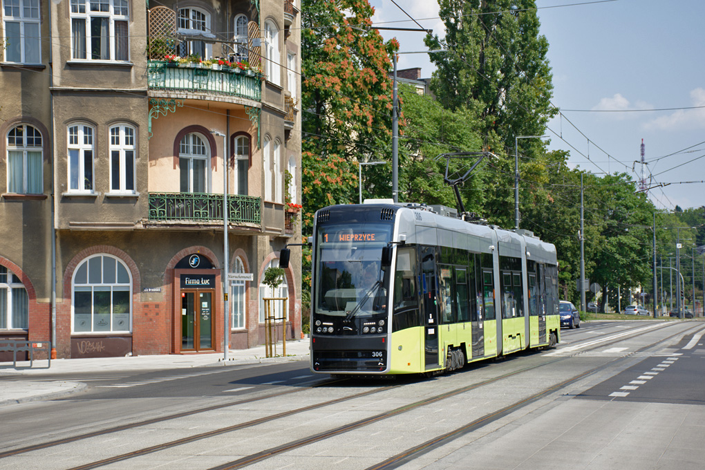 Гожув-Велькопольский, PESA Twist 2015N № 306