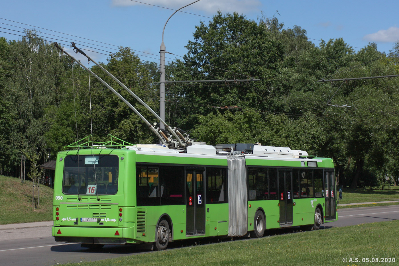 Каунас, Berkhof Premier AT18 № 050