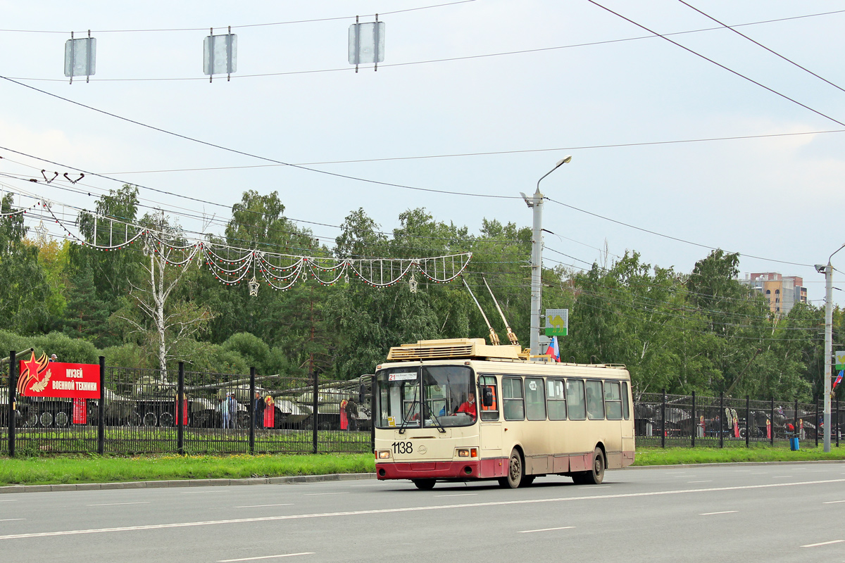 Челябинск, ЛиАЗ-5280 (ВЗТМ) № 1138