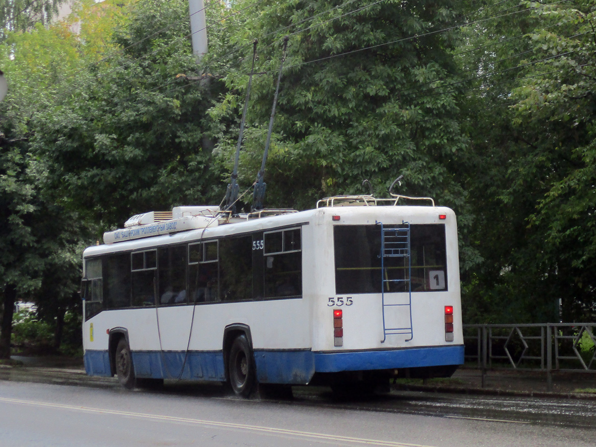 Киров, БТЗ-52764Р № 555