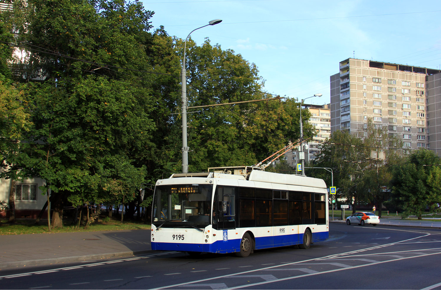 Moskva, Trolza-5265.00 “Megapolis” č. 9195