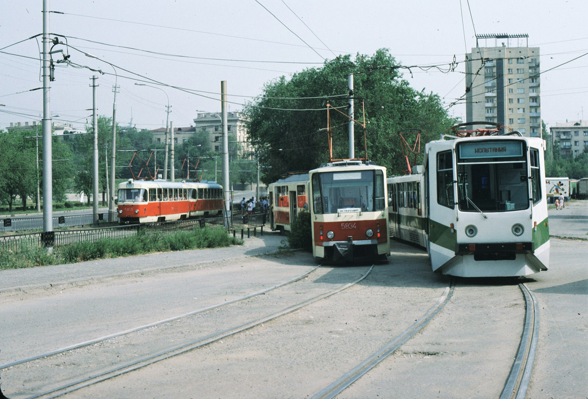 Волгоград, Tatra KT8D5 № 5834; Волгоград, 71-611 № б/н2