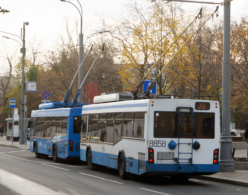 Москва, СВАРЗ-МАЗ-6235.00 № 8858