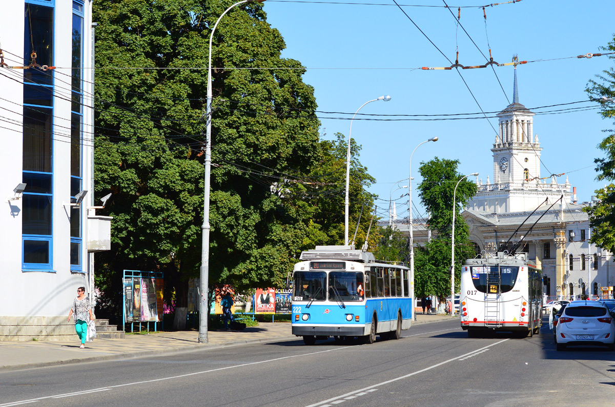 Краснодар, ЗиУ-682Г-017 [Г0Н] № 222; Краснодар, ВМЗ-5298.01 «Авангард» № 017