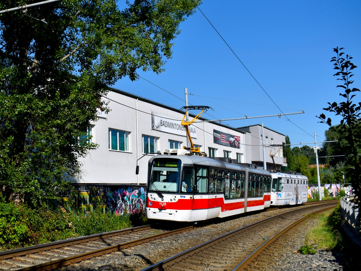 Брно, Vario LF2R.E № 1128