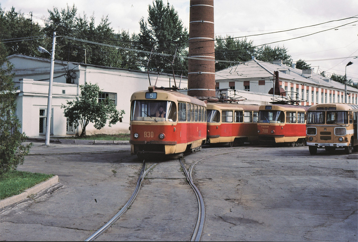 Самара, Tatra T3SU № 830; Самара — Городское трамвайное депо; Самара — Исторические фотографии — Трамвай и Троллейбус (1992-2000)