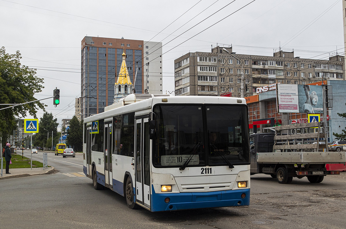 Уфа, НефАЗ-БТЗ 52765Р № 2111