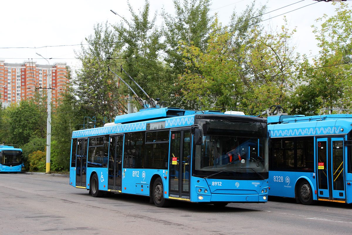 Москва, СВАРЗ-МАЗ-6275 № 8912