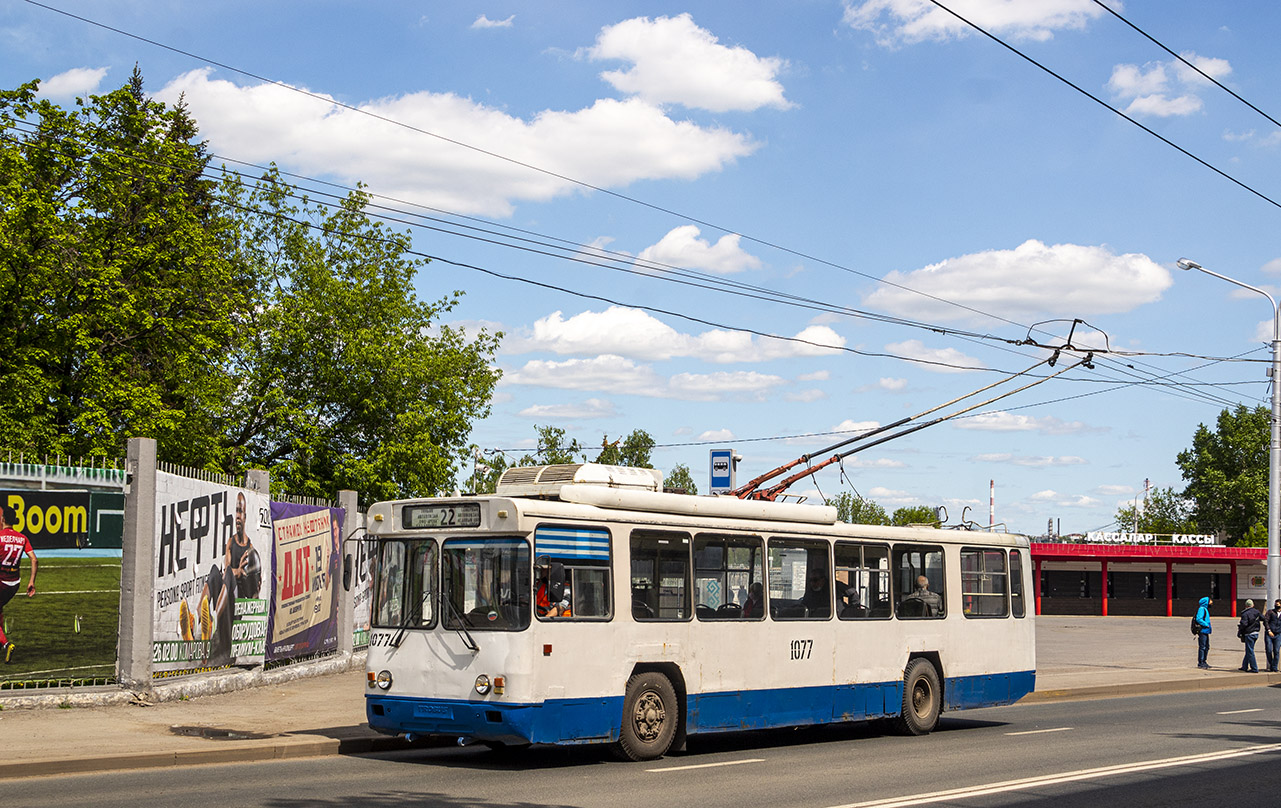 Уфа, БТЗ-5276-04 № 1077