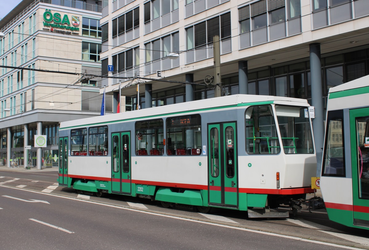 Magdeburg, Tatra B6A2M — 2202